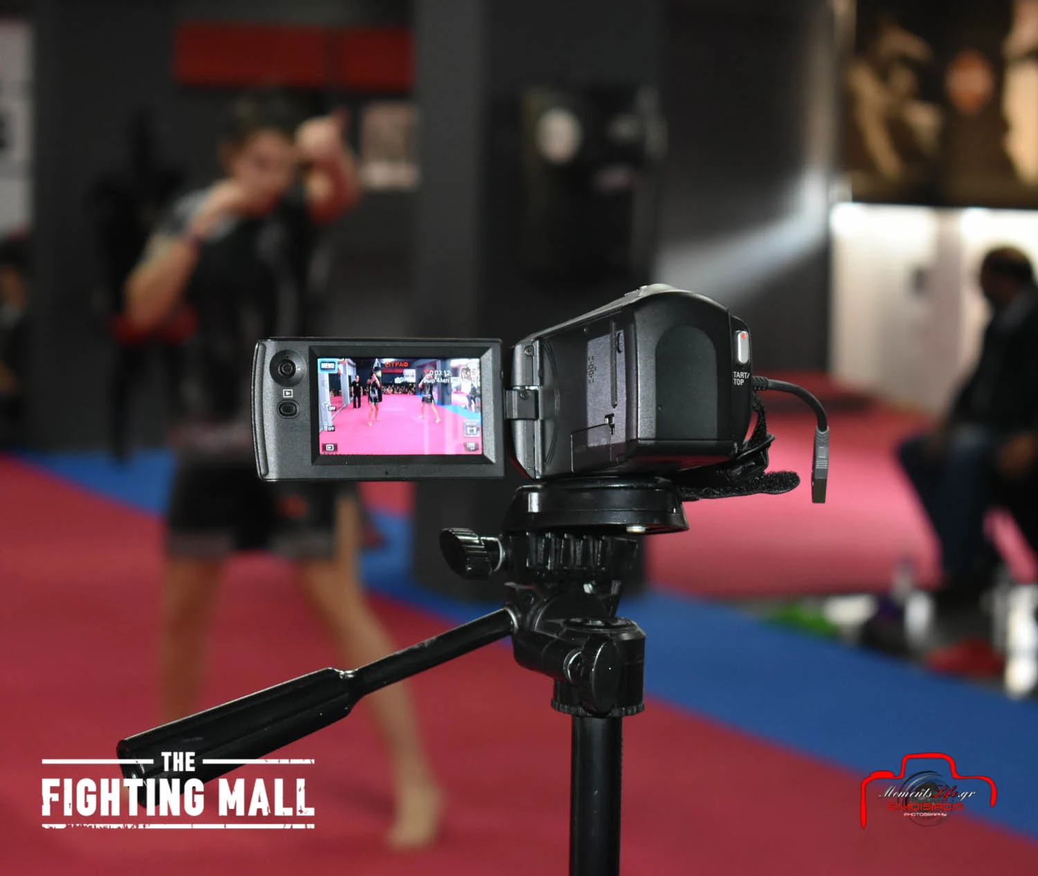 εδω εστιαζουμε σε εσένα