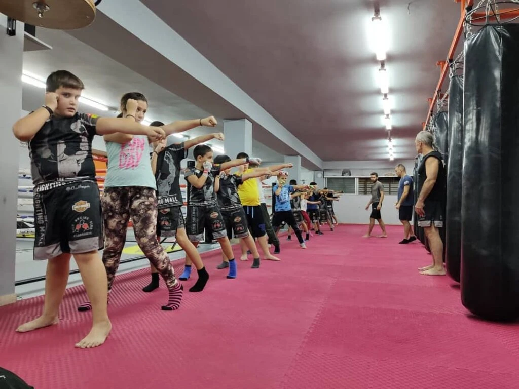 paidiko kickboxing 2 Kids Class Kickboxing
